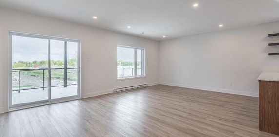 Apaprtement style condo à louer 5 1/2 Otterburn Park - Photo 2