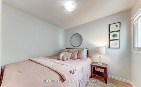 78 Pennyhill Drive #Upper - Photo 5