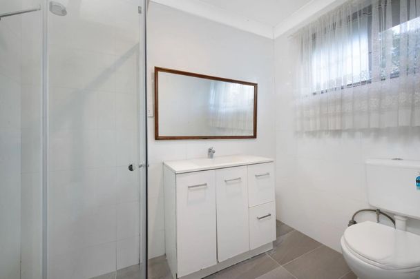 Three Bedroom Family Home - INCLUDES WATER USAGE - Photo 1