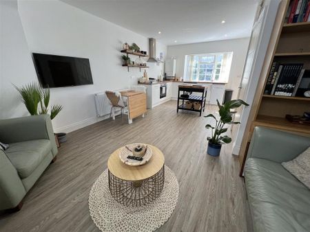 2 bedroom cottage to rent - Photo 2