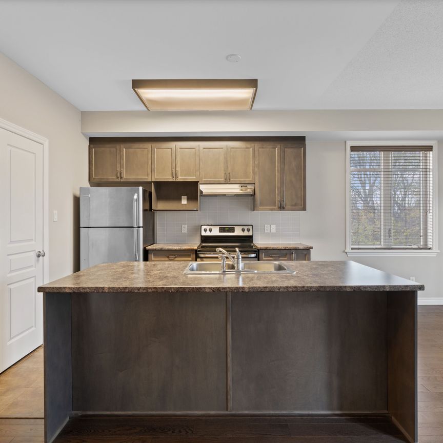 For Lease - 21 Tadley Private Unit# F, Barrhaven, Ontario - Photo 1