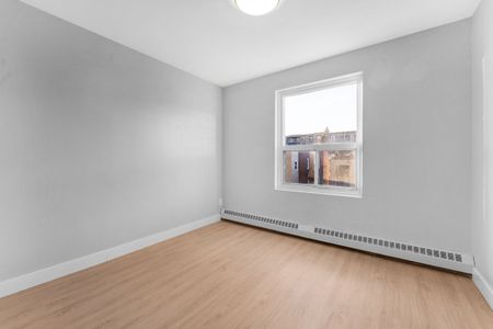 145 York St - Photo 4