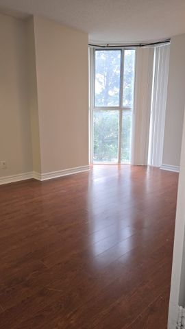 For Lease - 35 Trailwood Drive Unit# 312, Mississauga, Ontario - Photo 2
