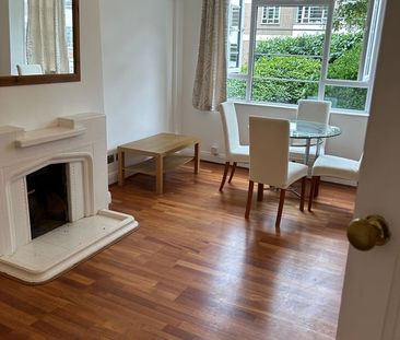 2 Bed Flat, Edge Hill Court, SW19 - Photo 1