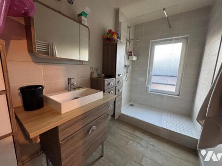 GONNEVILLE LA MALLET CENTRE, Maison de ville T3 avec cour - Photo 4