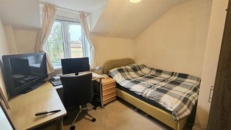 2 bedroom apartment to rent - Photo 4