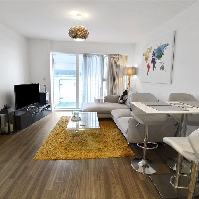 2 bedroom flat to rent - Photo 1