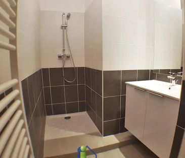 Location Appartement 2 pièces 33m² ALLAUCH 13190 - Photo 2