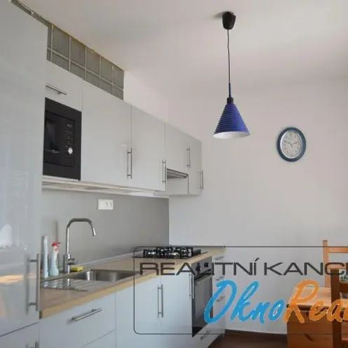 Pronájem bytu 2+1 na ul. Bratrská v Přerově - Photo 1