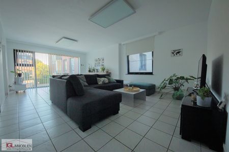 Ruim appartement met 2 kamers en gesloten garagebox - Foto 2