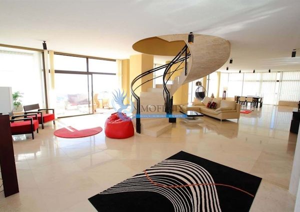 Apartamento T4 em Faro