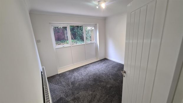 2 bed detached bungalow to rent in Windgate Hill, Doncaster, DN12 - Photo 1