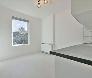 Gainsborough Road - Photo 1