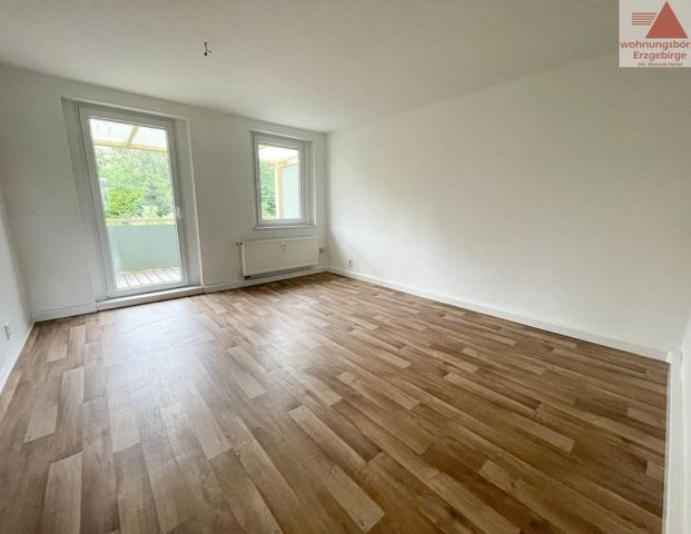 2-Raum-Wohnung in ruhiger Lage von Stollberg mit Balkon - Photo 1