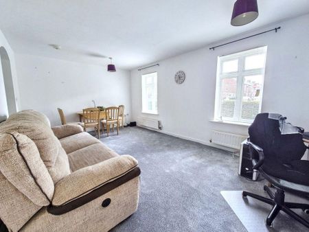 May Close, Hebburn, Tyne and Wear, NE31 1FD - Photo 2