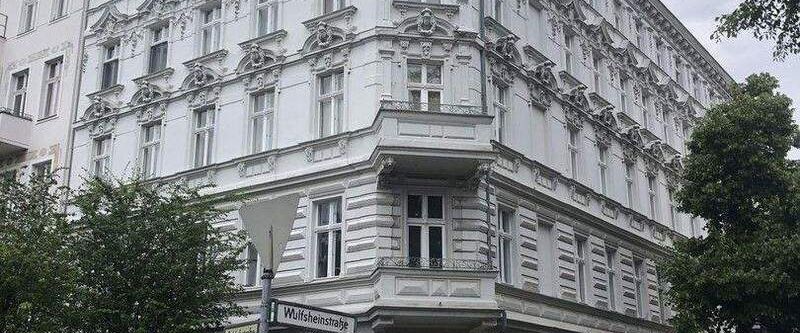 Voll möblierte Altbau-Wohnung in Schlossnähe, Berlin-Charlottenburg - Photo 1