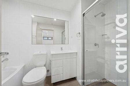 Arriva Strathfield | Huge Luxury 2 Bedroom Apartment - Photo 5