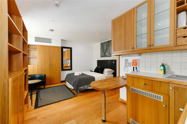 Modern Studio Apartment in Central Location - Photo 1