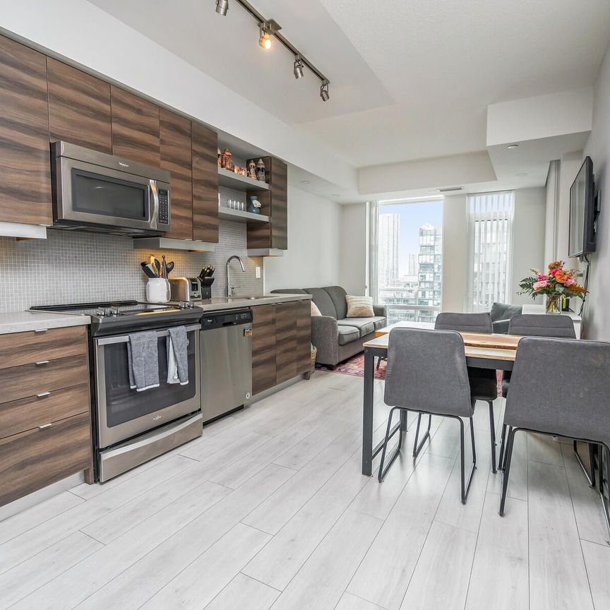 For Lease - 525 Adelaide Street Unit# 1518, Toronto, Ontario - Photo 1