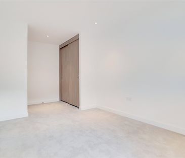 Smithfield Square High Street London N8 - Photo 4