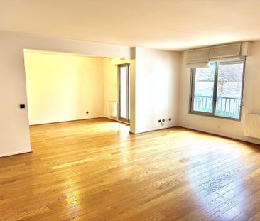 Location Appartement 4 pièces 113m² BORDEAUX 33000 - Photo 2
