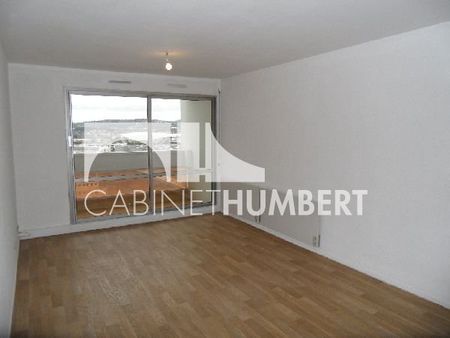 Location Appartement 3 pièces 72m² ST ETIENNE 42000 - Photo 3