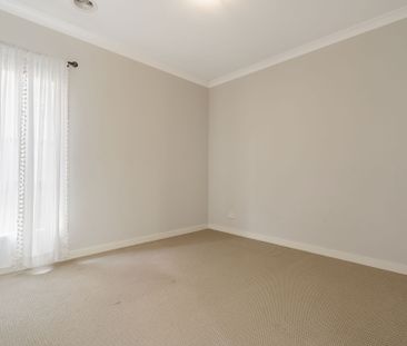 40 Montreal Circuit CRAIGIEBURN - Photo 5