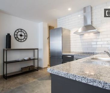 2 bedroom luxury Flat for rent in Valencia - Photo 1