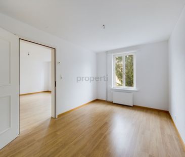 Neu renovierte 4-Zimmer-Wohnung mit umweltfreundlicher Technologie ... - Photo 1