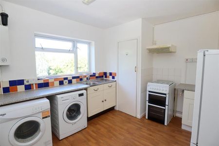 2 bedroom maisonette to rent - Photo 5