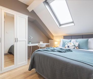 Room 4, 57 Ballygomartin Road, Belfast, BT13 3LB - Photo 3