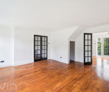 4 bedroom detached house to rent - Photo 2