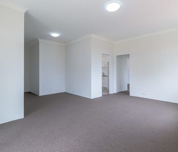 Spacious 2 Bedroom Apartment - Photo 5