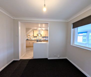 3 bed Semi-Detached House To Let - Photo 1