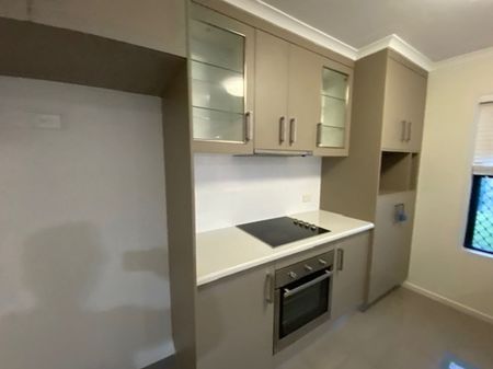 Charming Family Home in Ooralea - Photo 5