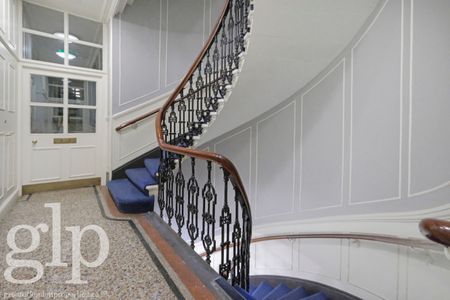 2 Bedroom Apartment, St. Martin’s Lane, WC2N - Photo 3