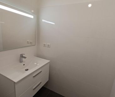 location Appartement T1 DE 29.1m² À ISSY LES MOULINEAUX - Photo 3