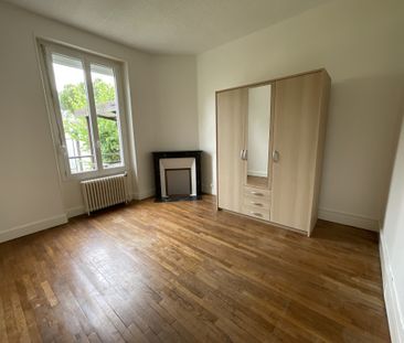 A LOUER - Quartier St Henri - Maison de 99.60m² avec jardin, garage... - Photo 3