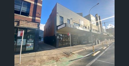 Neat Two Bedroom Unit in CBD Location! - Photo 3