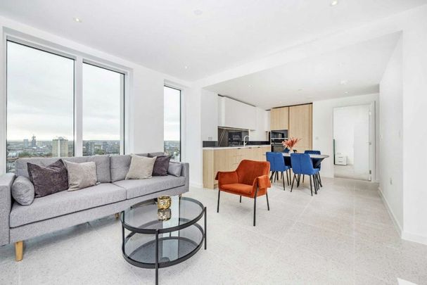 Cendal Crescent, Whitechapel, E1 - Photo 1