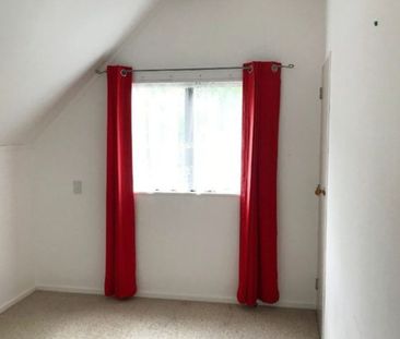 Karori Four Bedrooms - Photo 6