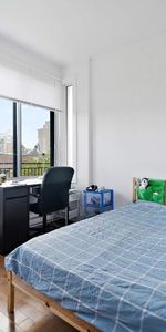 GHETTO MCGILL- 4 ½ RÉNOVÉ & MEUBLÉ – 2 CHAMBRES FERMÉES - Photo 3