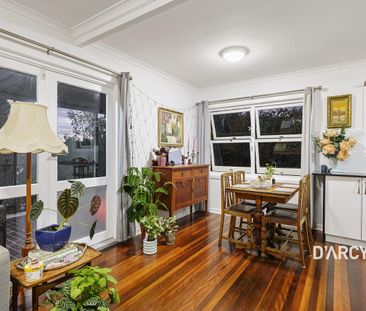 Bright, Breezy & Spacious Unit in Ashgrove - Photo 2
