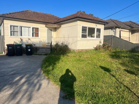 24 Maryvale Avenue, 2170, Liverpool Nsw - Photo 2