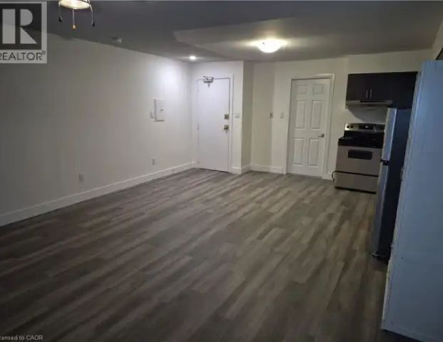 27 BRIDGE Street Unit# 107 | 27 BRIDGE Street Unit# 107, Brantford - Photo 1