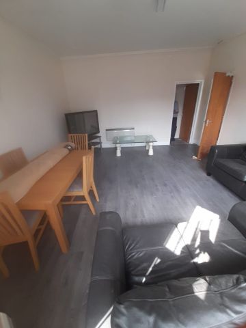 1 Bed Flat, City Road, B16 - Photo 4