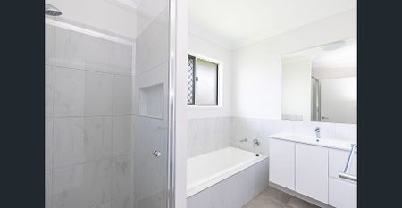 Where Family Memories Begin - Stunning New Build in Bohle Plains! - Photo 4