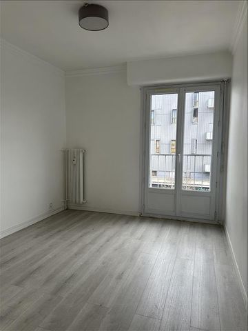 4 pièces - 76 m² - 3ème étage - Colocation non autorisée - Photo 2