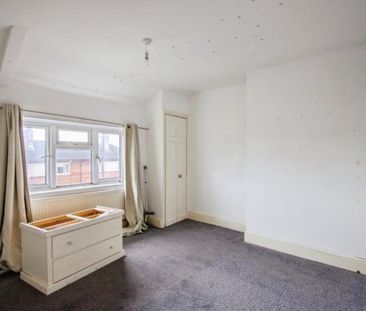 2 Bed Terraced House, Wykebeck Road, LS9 - Photo 4