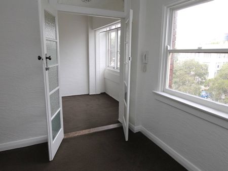 23/11 Ward Avenue, Potts Point NSW 2011 - Apartment For Rent | Domain - Photo 4